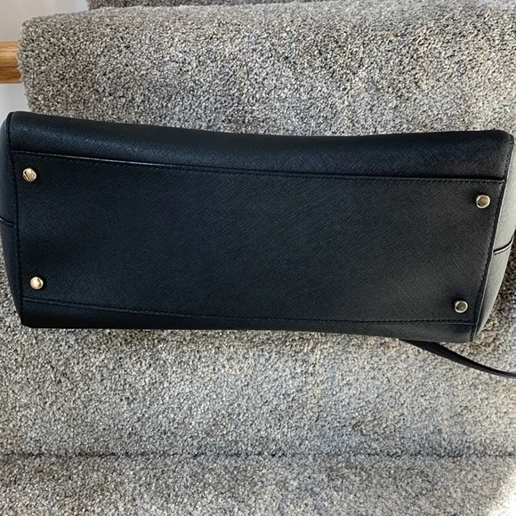 Nearly New Large Black Leather Kate Spade Crossbody Satchel - Picture 7 of 8
